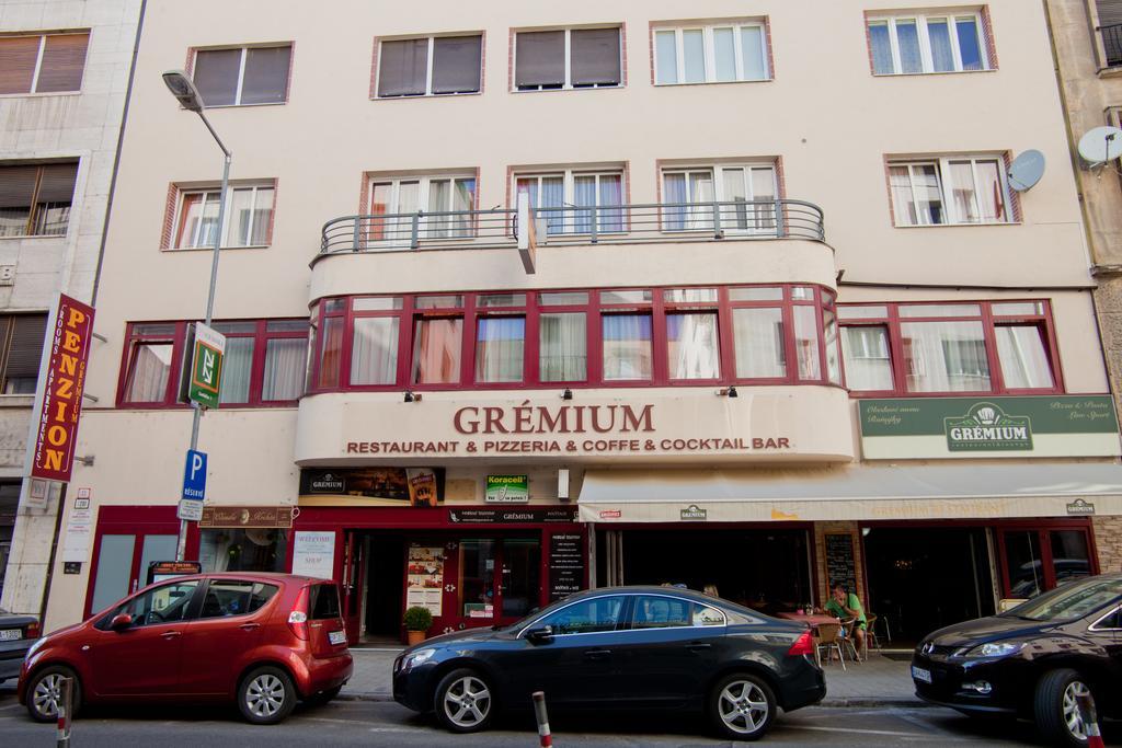 Penzion Gremium Hotel Bratislava Eksteriør billede