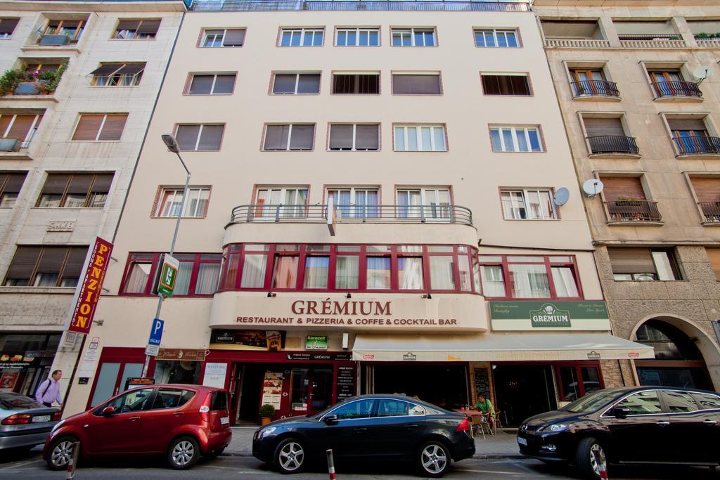 Penzion Gremium Hotel Bratislava Eksteriør billede