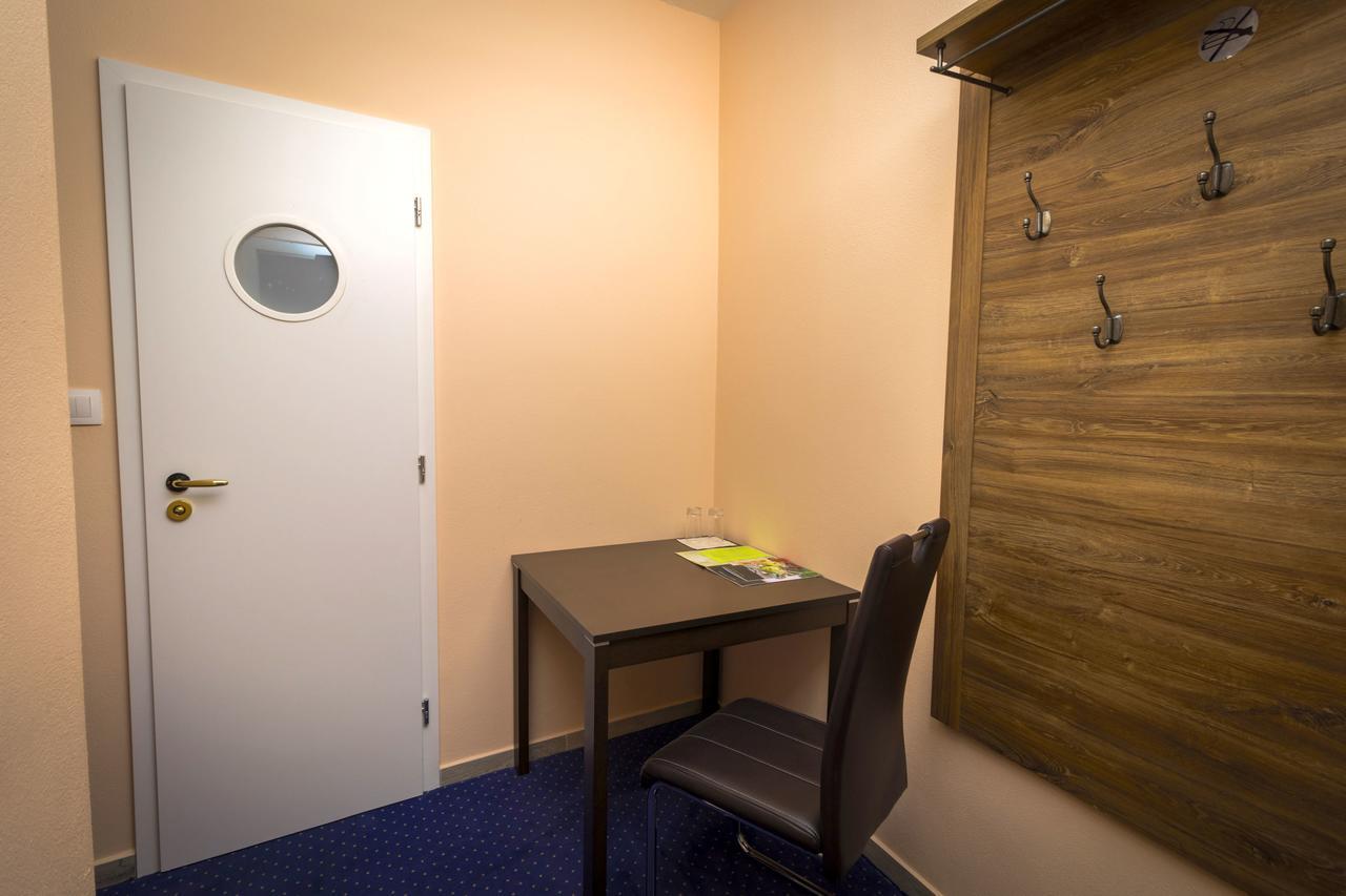 Penzion Gremium Hotel Bratislava Eksteriør billede