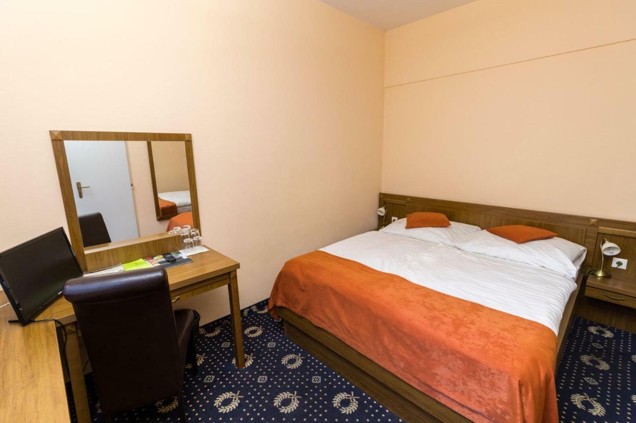 Penzion Gremium Hotel Bratislava Eksteriør billede